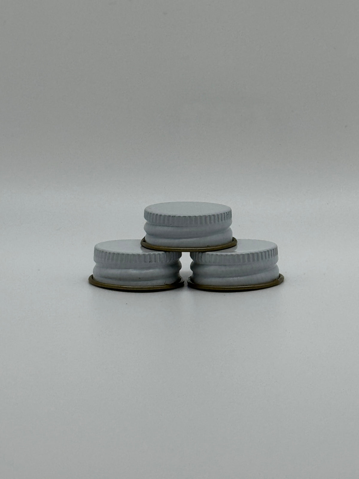 240 LIDS - ($0.68/Each) - 22-400 White Metal (Gold Lip) Plastisol-Lined Cap