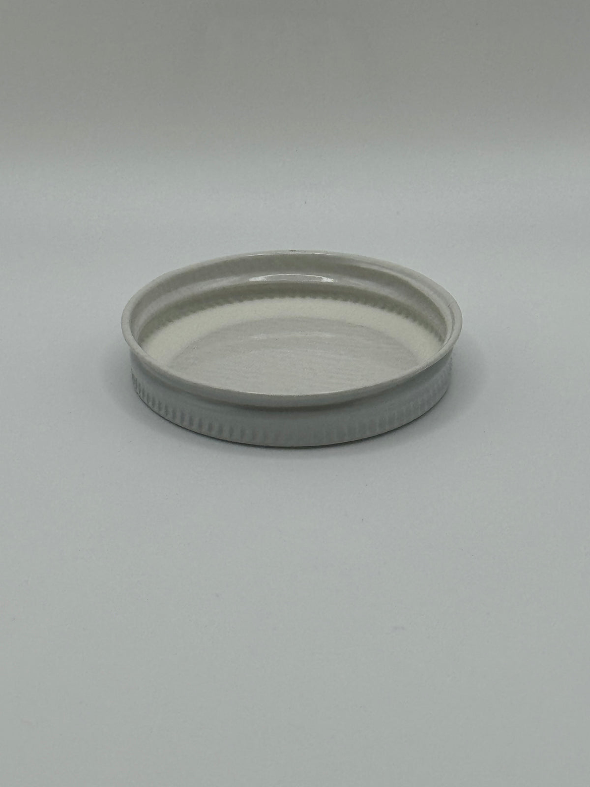 240 LIDS - ($0.50/Each) - 53-400 White Metal Plastisol-Lined Cap